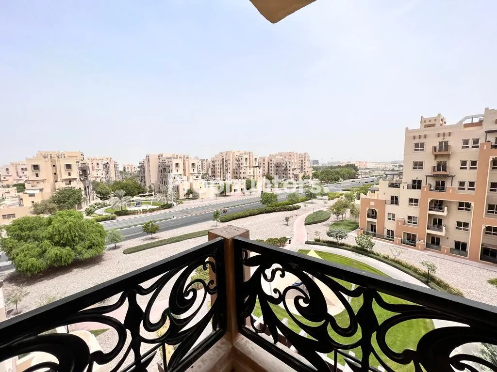 Stunning View | Close Kitchen | Ready To Move – photo 1
