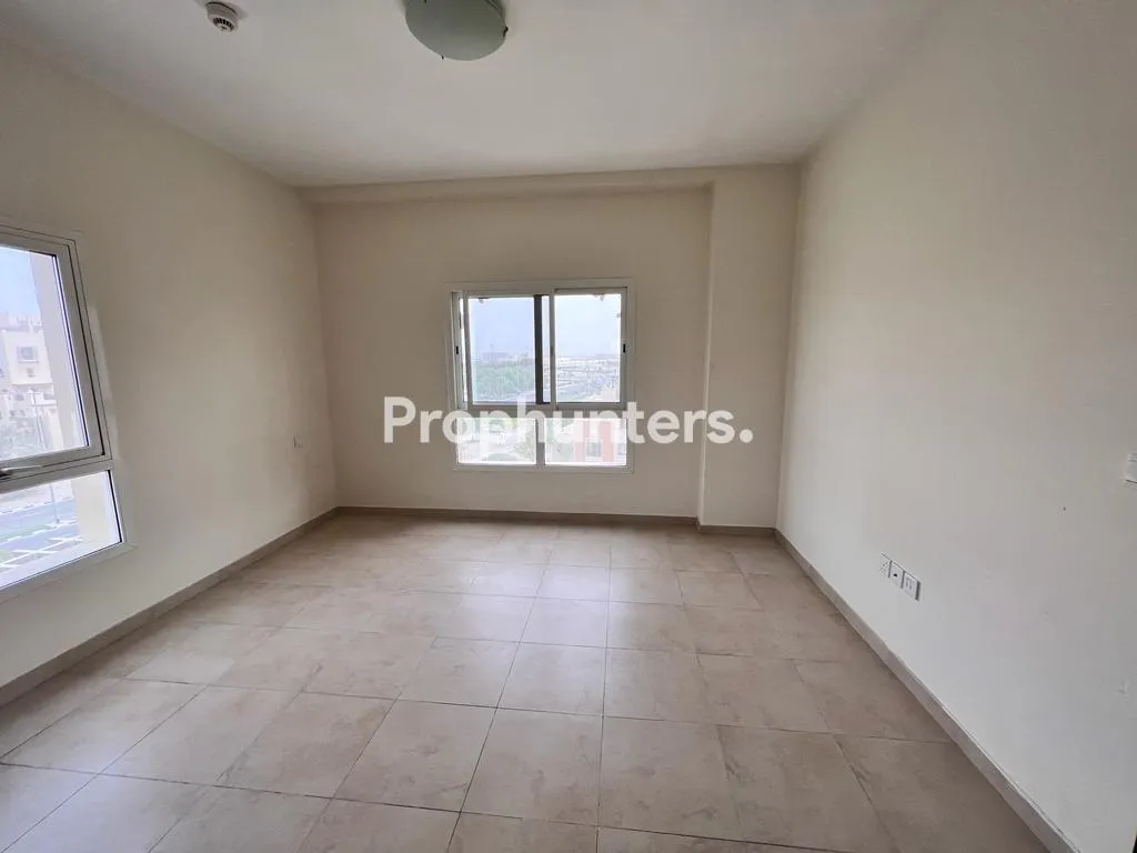 Stunning View | Close Kitchen | Ready To Move – photo 2