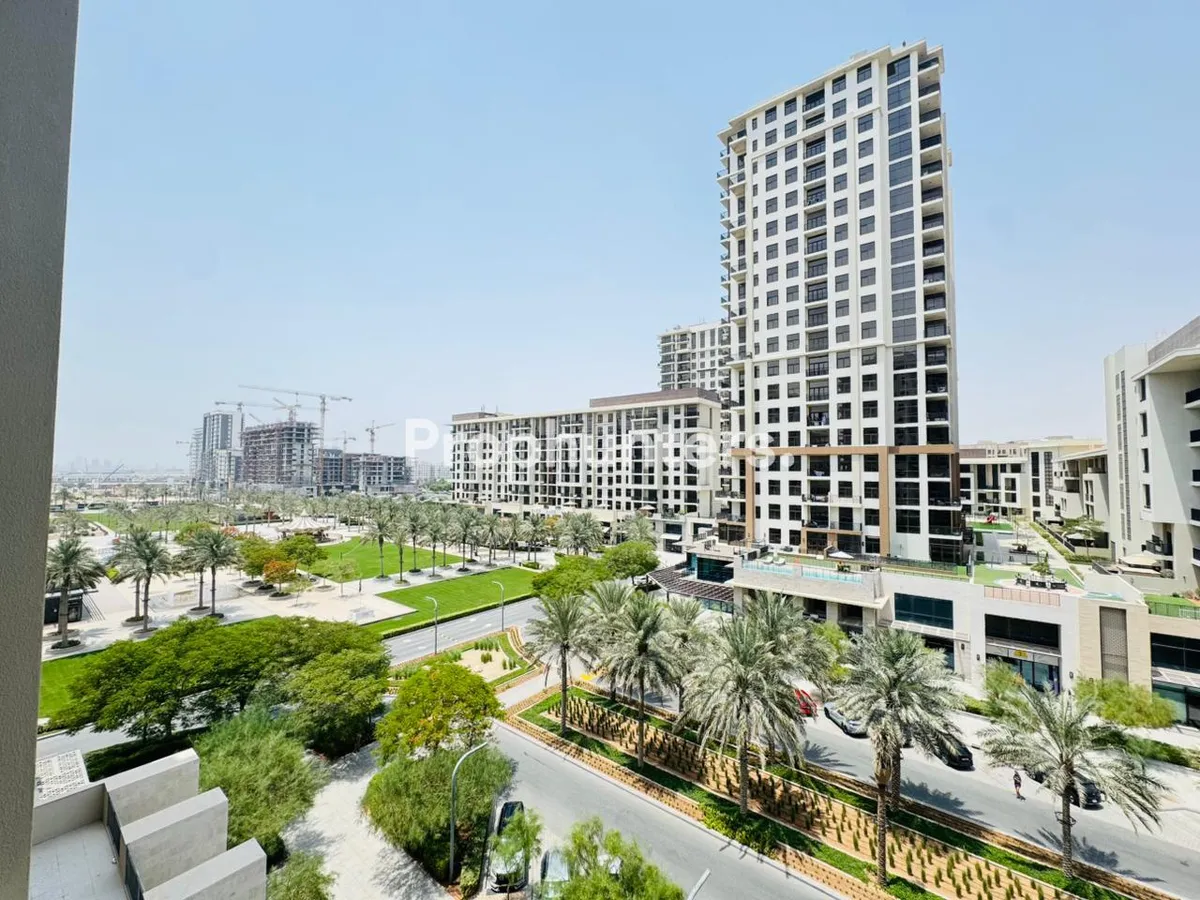 Parkview | Vacant | 2BR |Mid Floor |On Center Park – Apartment – in Park Views