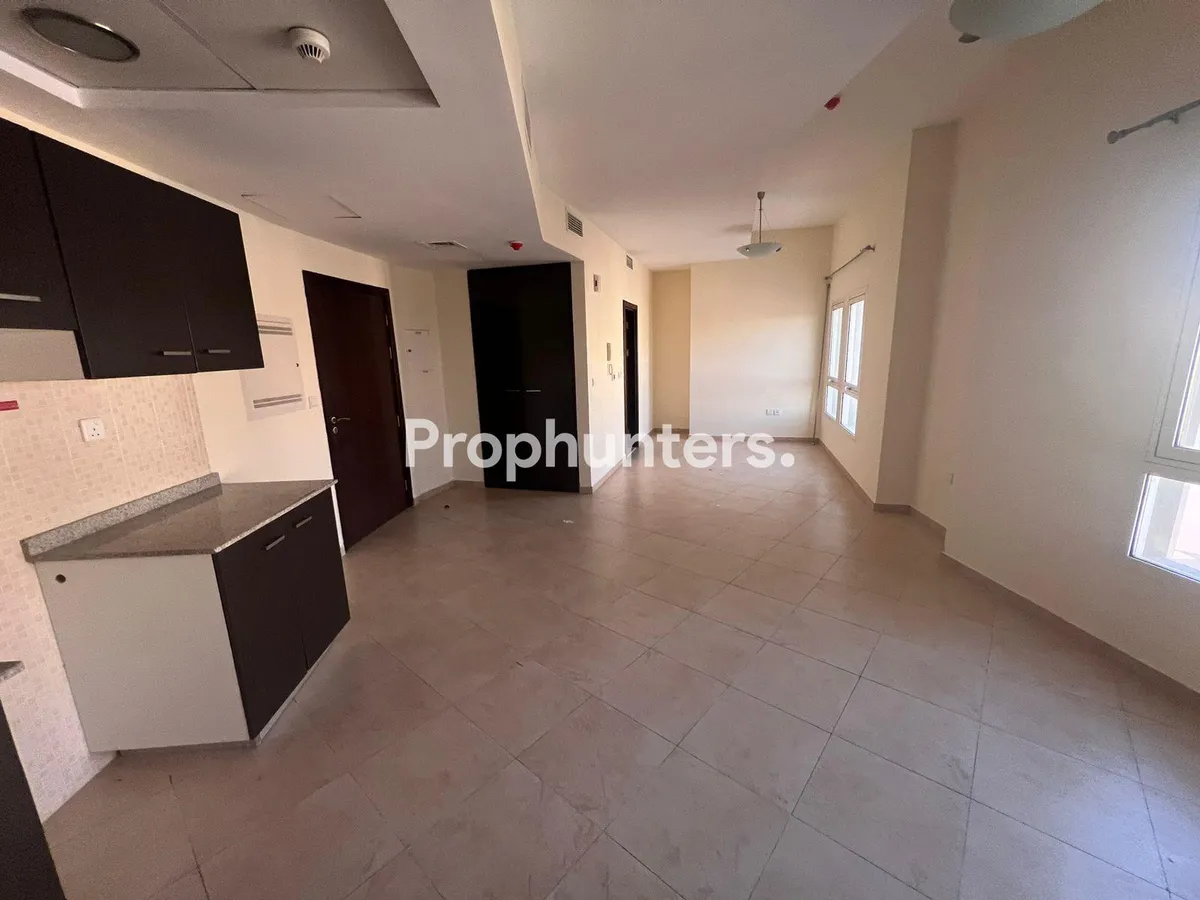 Large Specious | Rady To Move| Community View | – Apartment – in Remraam