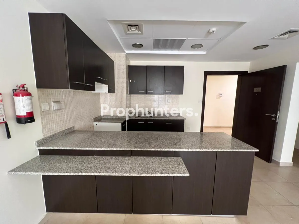 Inner Circle | Near Pool & Park | Ready To Move – photo 3