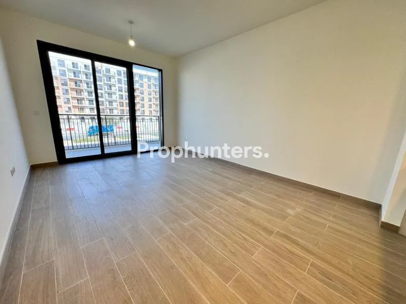Open View | Brand New | 2 Bedroom | Bigger Layout – Apartment – in Holland Gardens