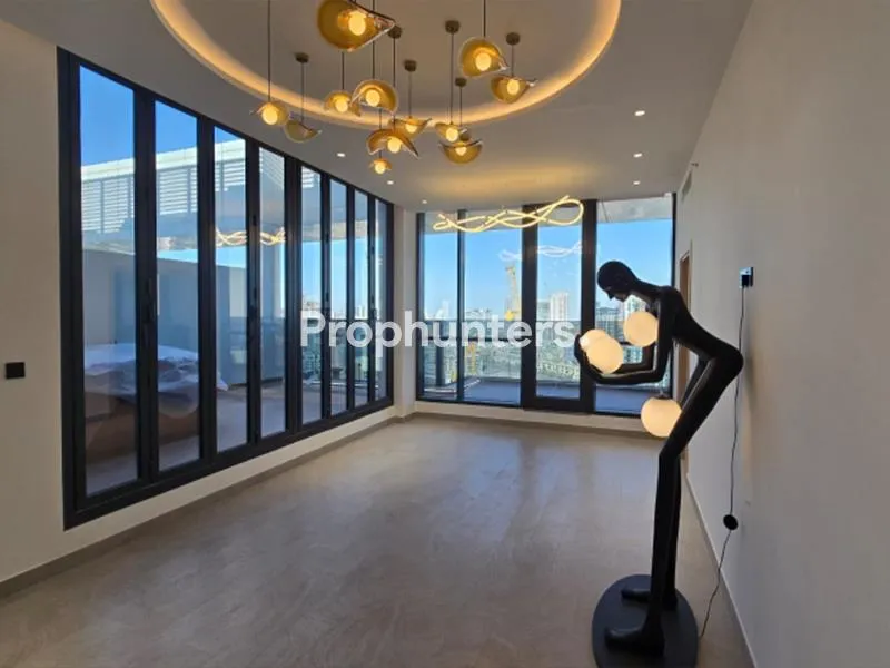 Bespoke Penthouse | Spacious Layout | Vacant – Apartment – in AURA by Grovy