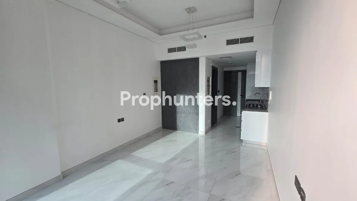 Prime Location | Multiple Cheques | Vacant – Apartment – in Samana Park Views