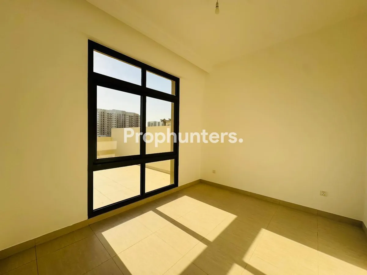 Terrace | 2 Bedrooms | On the Park | For Sale – photo 3
