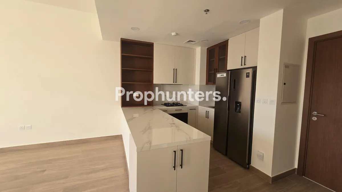 Prime Location | Vacant | Brand New – photo 3