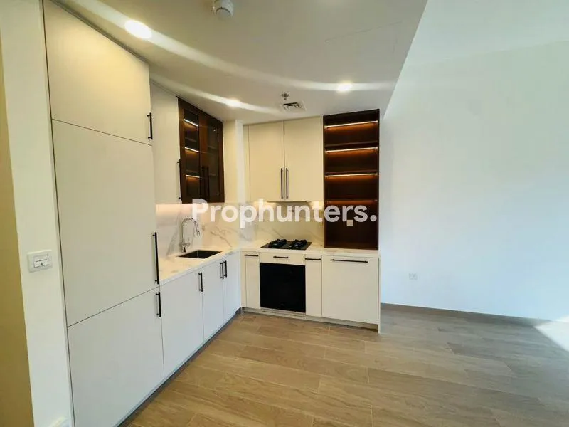 Open View | Mid Floor | Appliances | 1 Bedroom – photo 2