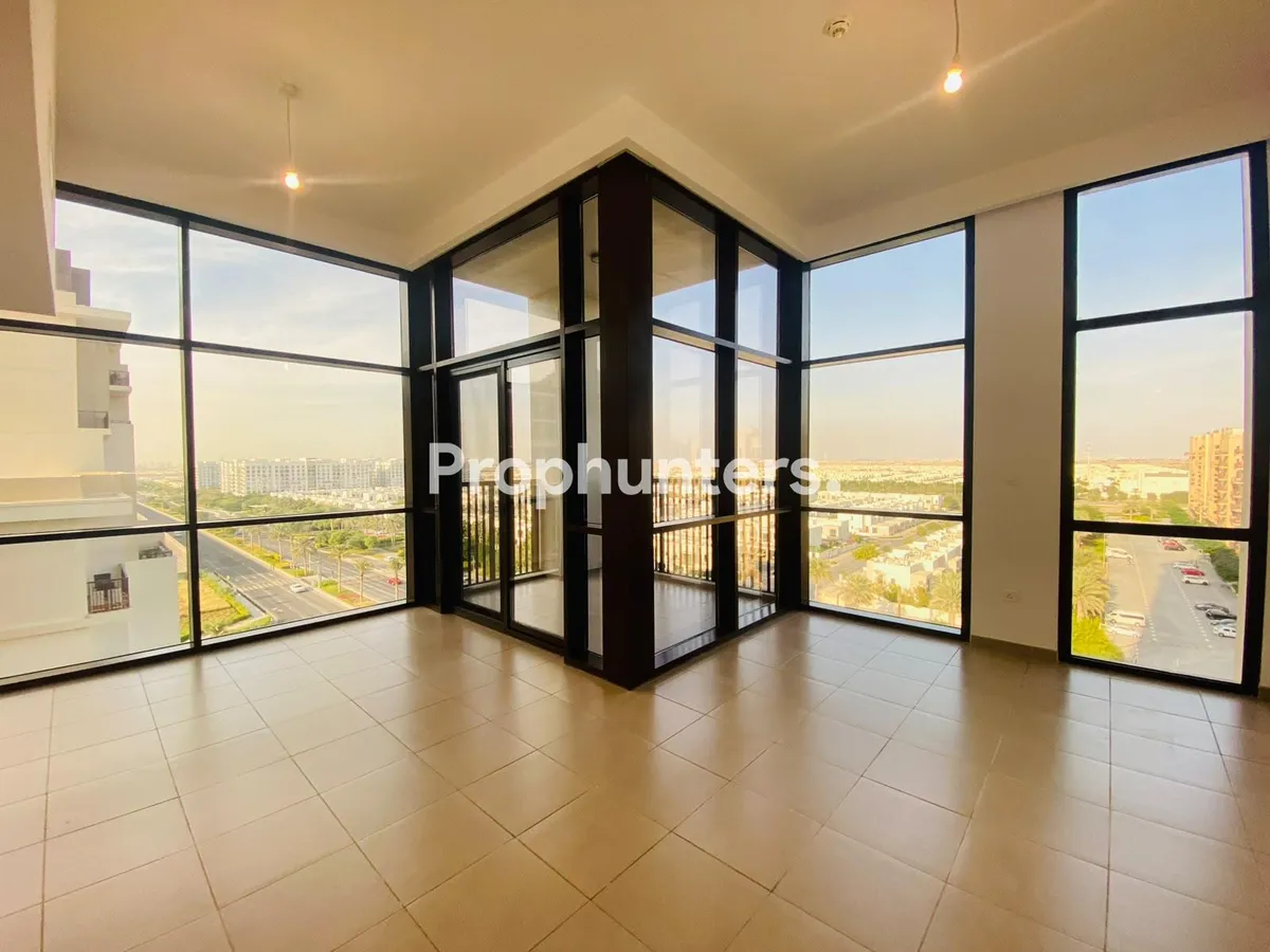 Panoramic View | 2Beds | Mid Floor | Bigger Layout – Apartment – in Warda Apartments