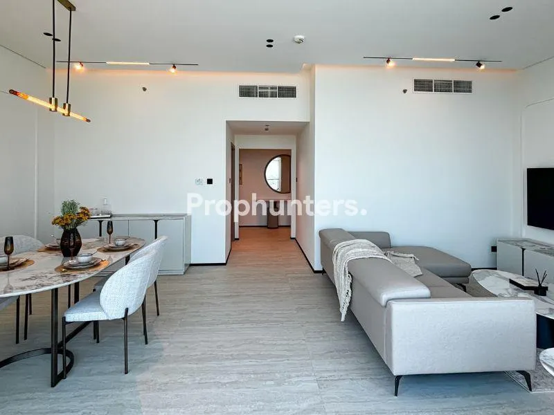 Skyline Living | Stunning 1 Bedroom | Big Layout – Apartment – in District 13