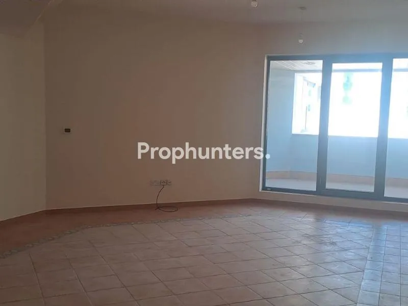 Spacious 2BR Apt. | Chiller Free | Family Building – photo 2