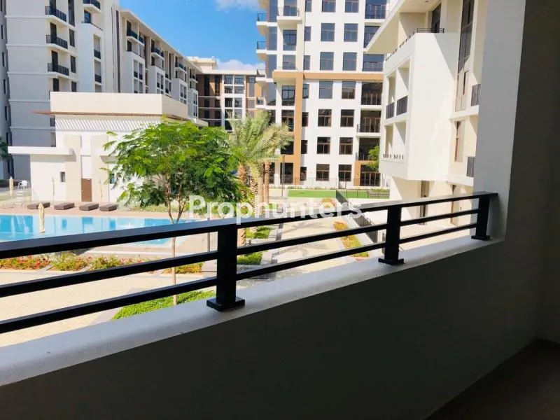 Pool View | Spacious | 2 Bedrooms | Lower Floor – Apartment – in Warda Apartments