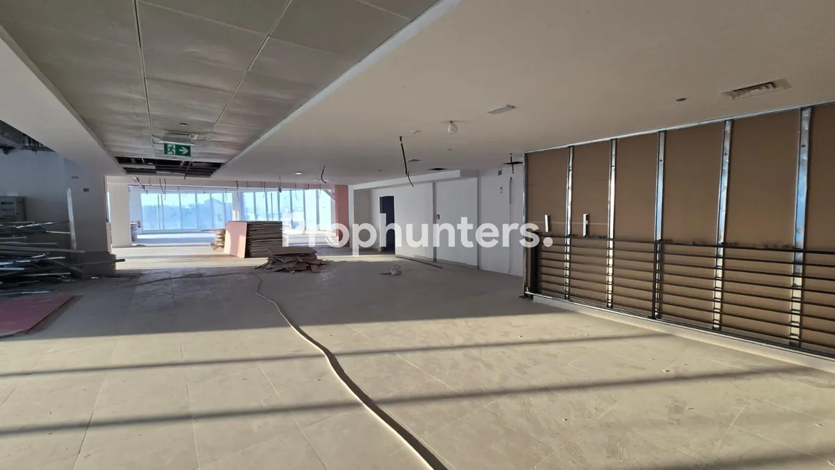 Full Floor I Amazing Location IOffices and Retails – photo 3