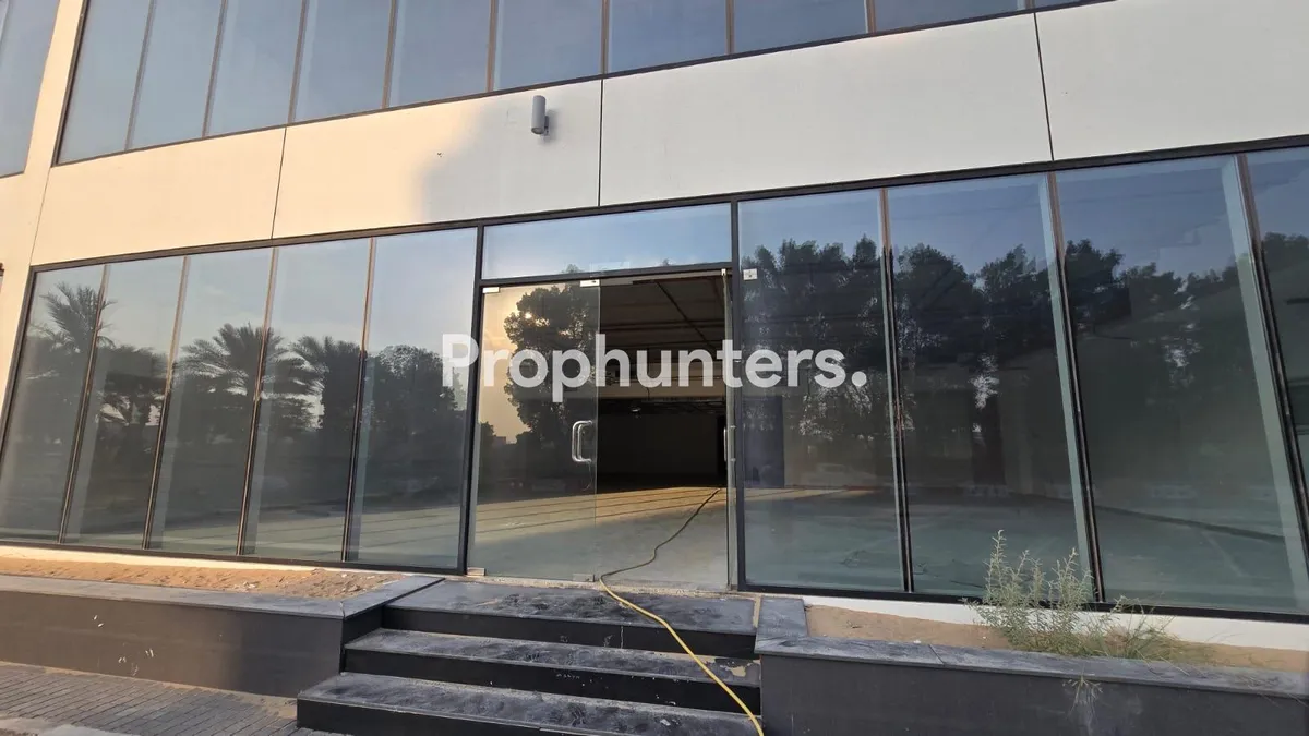 Ready to move | Premium Location | Brand New – Retail – in Dubai Investment Park 1 (DIP 1)