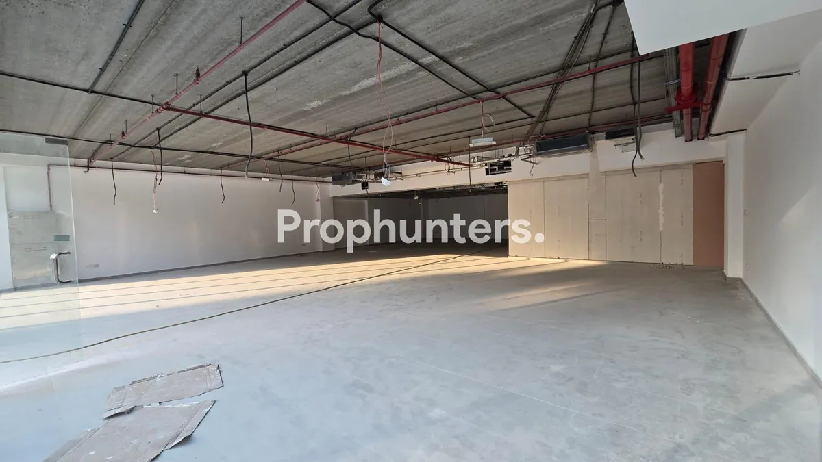Ready to move | Premium Location | Brand New – photo 3