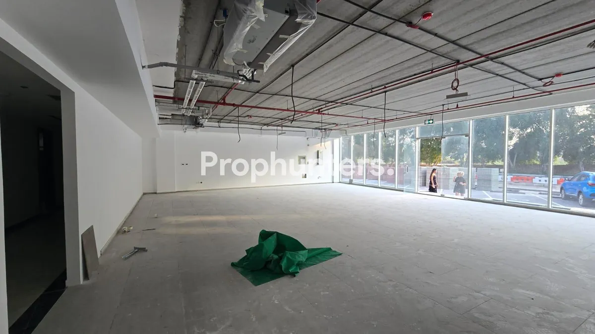 Ready to move | Premium Location | Brand New – photo 2