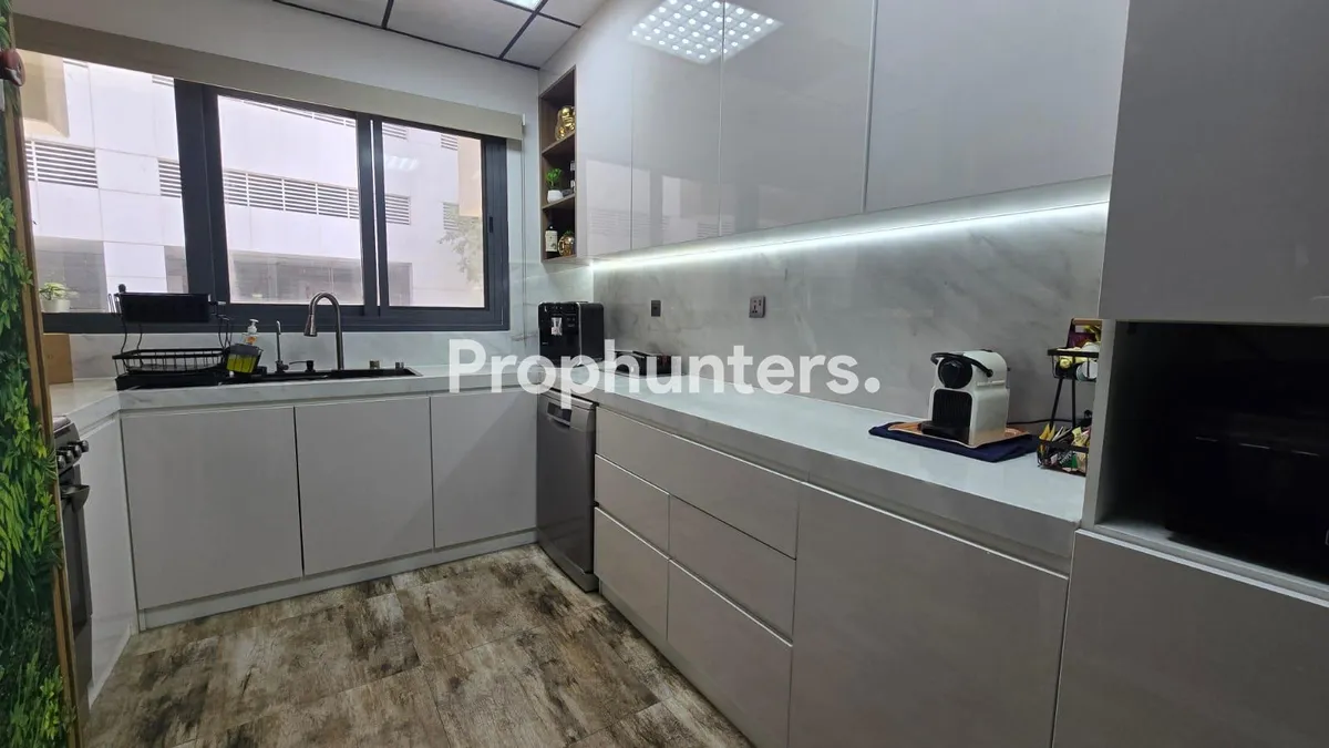 3 BEDS PLUS STUDY ROOM | UPGRADED | BASEMENT – photo 3