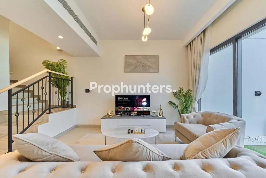 Premium Location I Water View I Vacant on Transfer – Townhouse – in Santorini