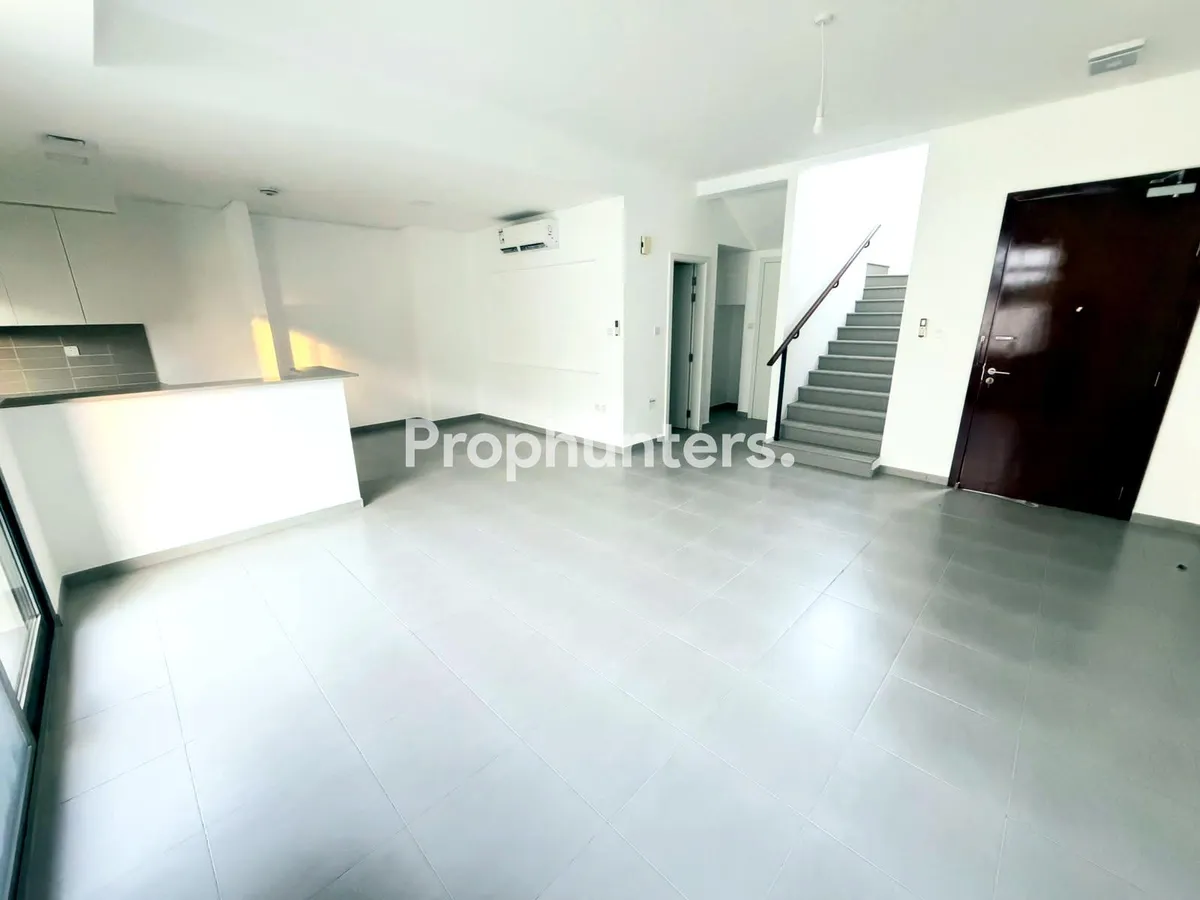 Well-Maintained | Spacious 3-Bedroom Townhouse – in Hayat Townhouses