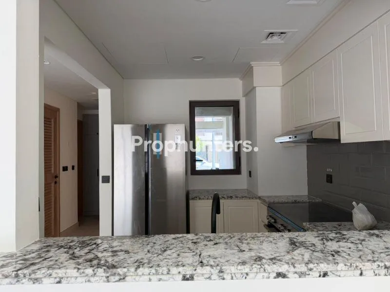 BRAND NEW| LUXURIOUS | FAMILY FRIENDLY COMMUNITY – photo 3
